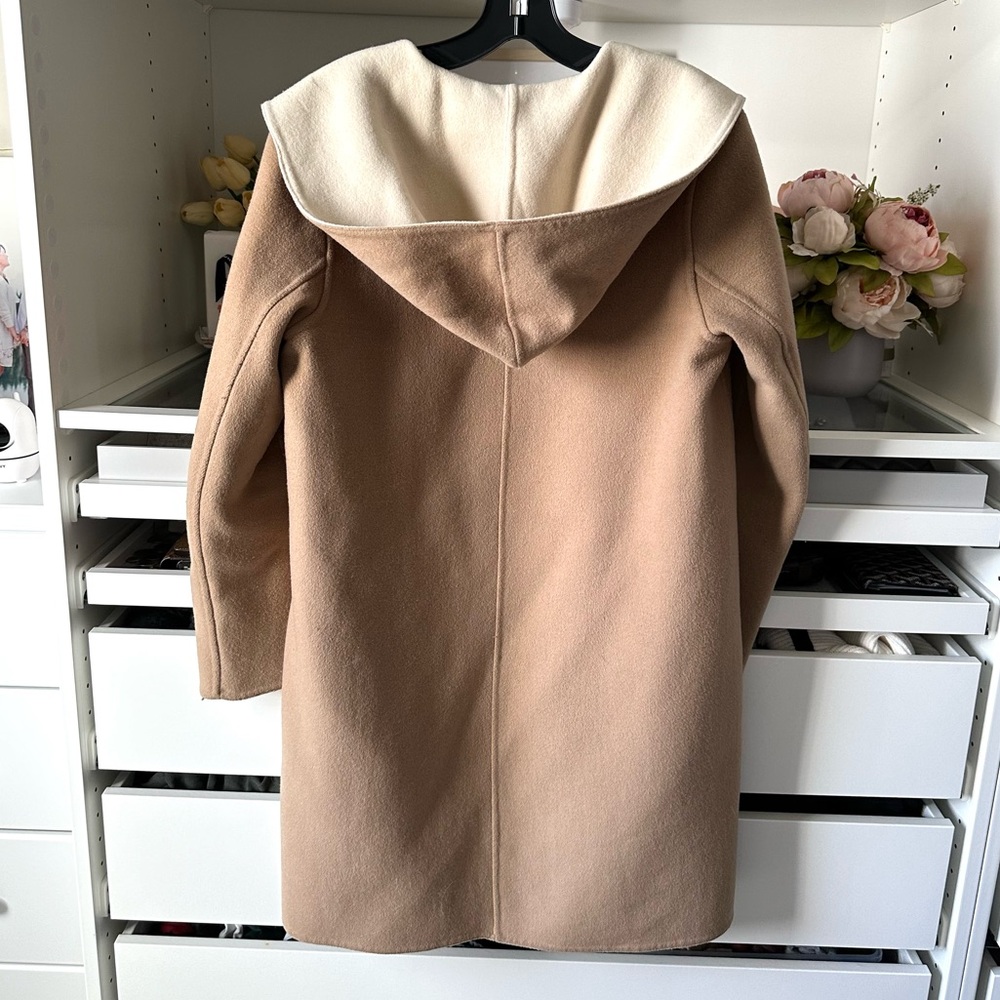 Uniqlo Light Camel Coat with Cream Interior Petite Fit with Hood and pockets - Picture 6 of 16